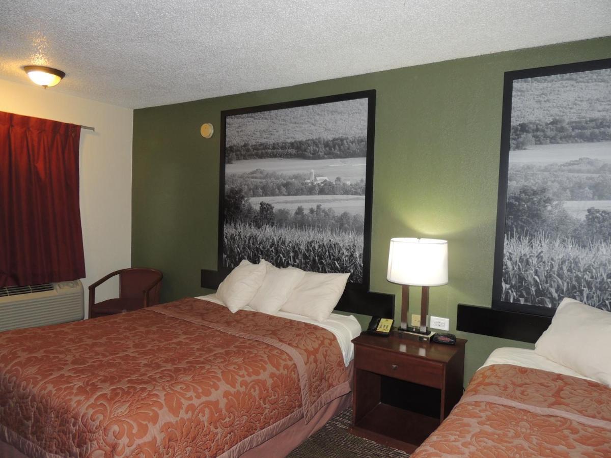 Super 8 By Wyndham Mifflinville Near Bloomsburg Exterior photo